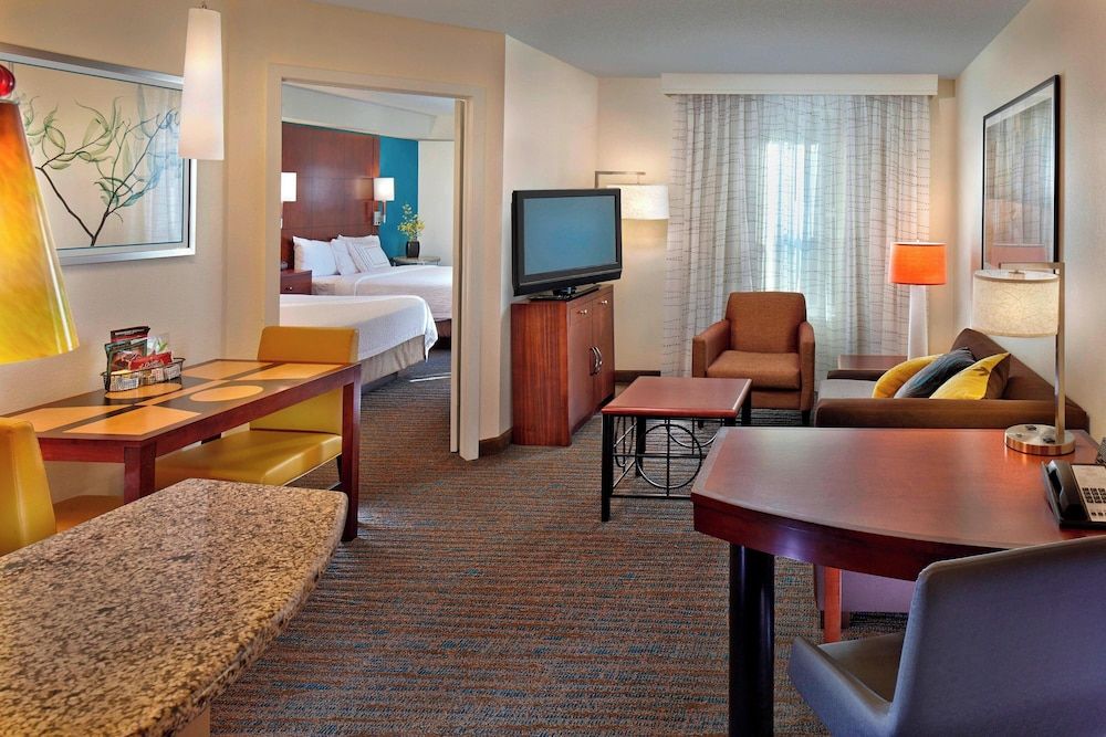 Suite, Multiple Beds