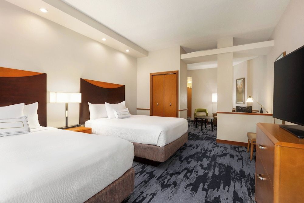 Studio, Multiple Beds (Hearing Accessible)