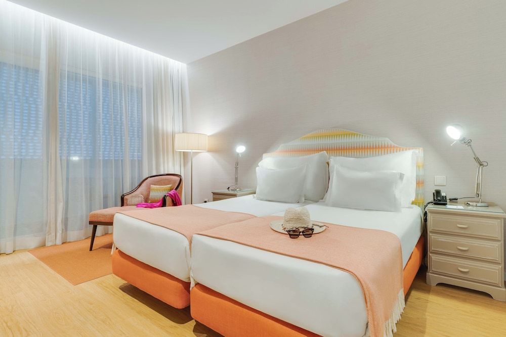 Twin Room (Promenade)