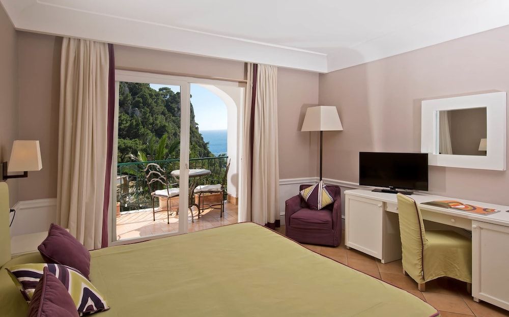 Hotel della Piccola Marina Deluxe Room, Patio, Sea View