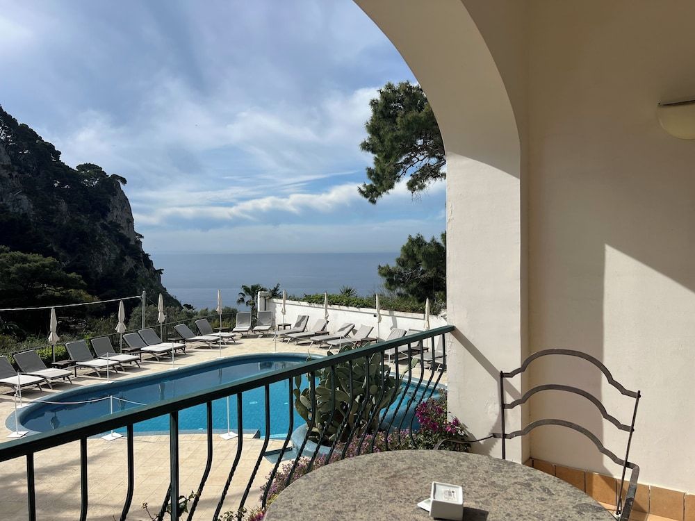 Hotel della Piccola Marina Junior Suite, Patio, Sea View 7