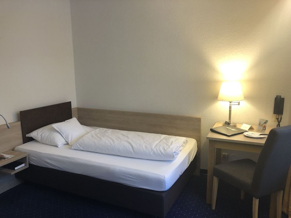 Classic Single Room