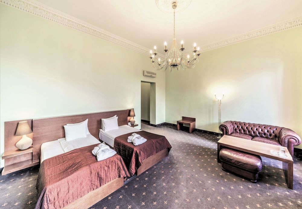 Rixwell Centra Hotel Junior Suite, 1 Double or 2 Twin Beds