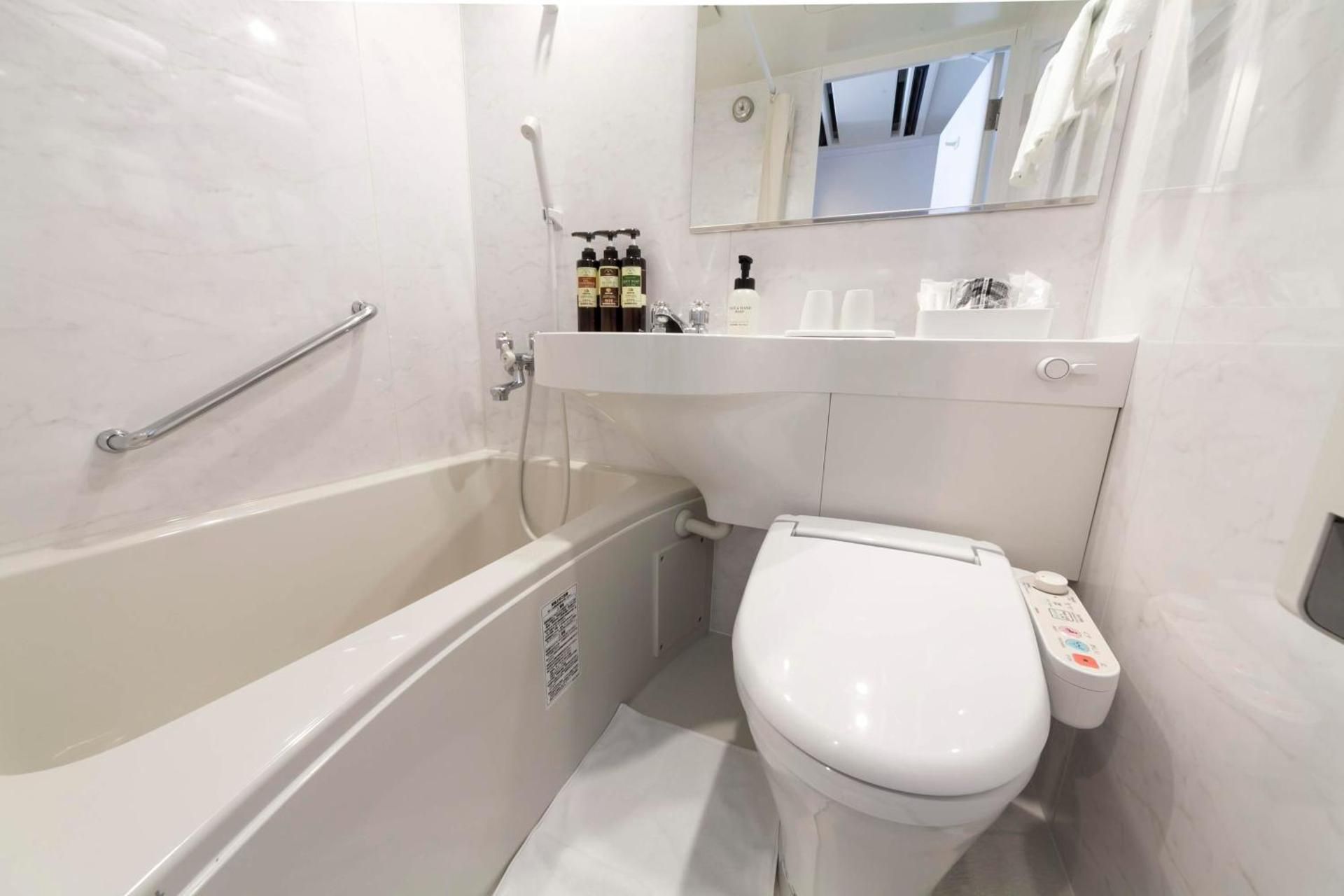 undefined Dotonbori Hotel 4