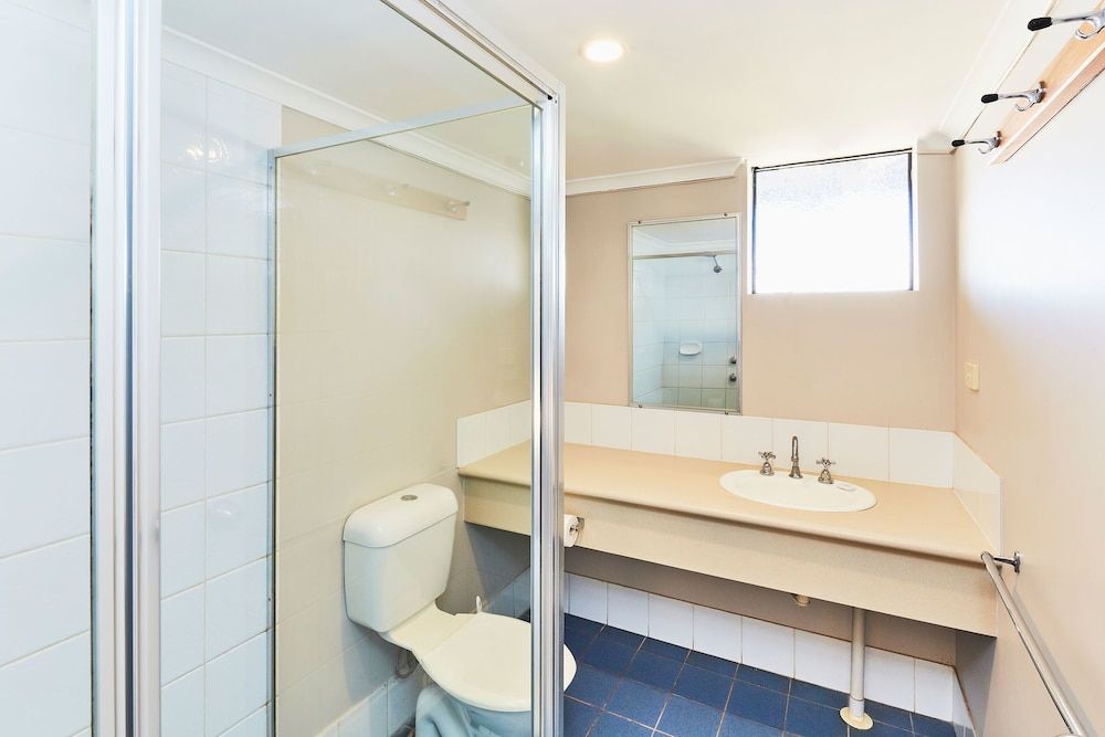 RAC Monkey Mia Dolphin Resort Budget Room Shared Bathroom 3