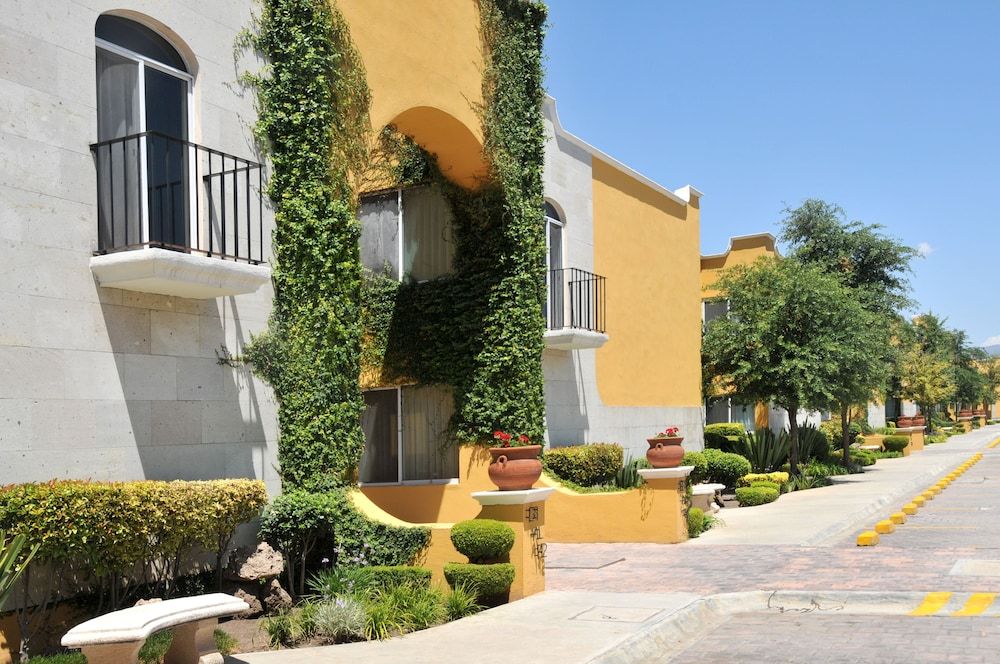 undefined Best Western Saltillo 9