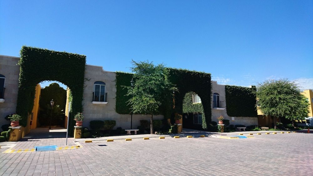 undefined Best Western Saltillo 8