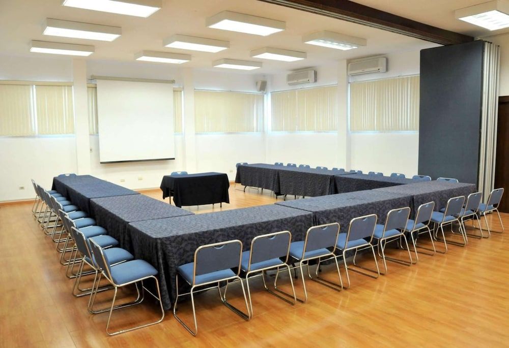 undefined Best Western Saltillo 10