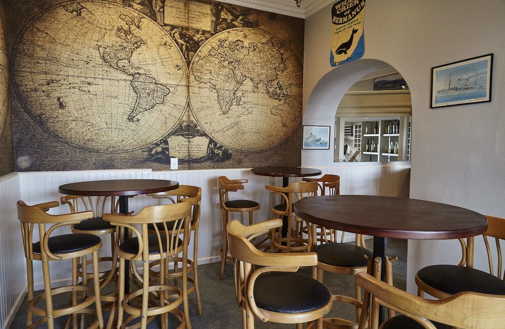 undefined Windsor Hotel 10