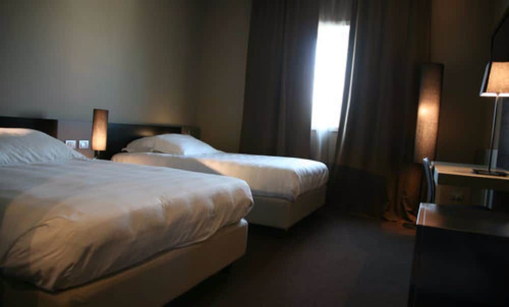 G Hotel Family Room 3