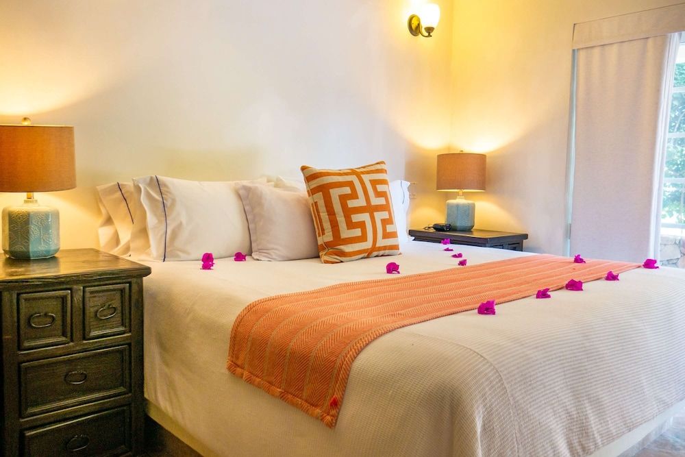 Studio King, 1 King Bed, Kitchenette, Terrace