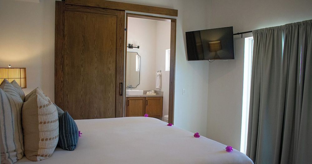 Luxury Suite Deluxe