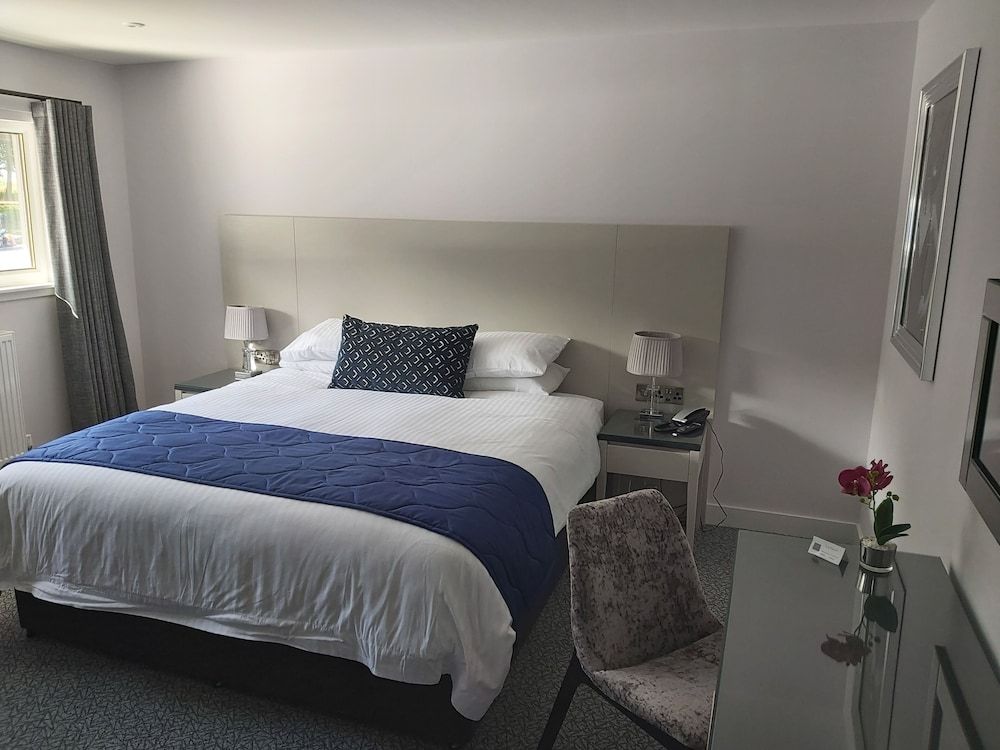 Dean Park Hotel Double Room 2