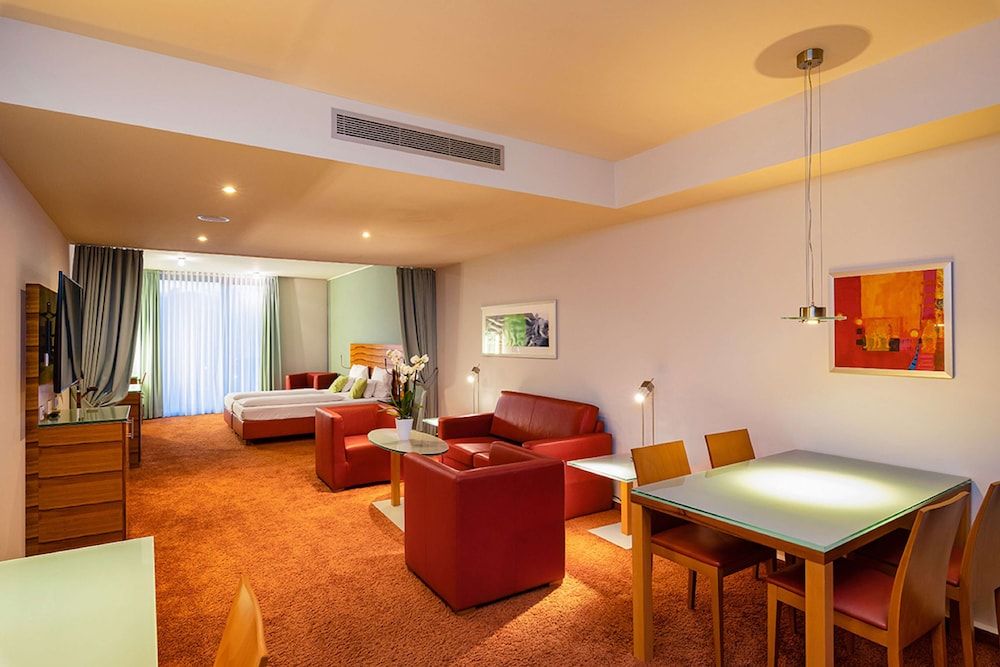 Schlosshotel Hellenstein