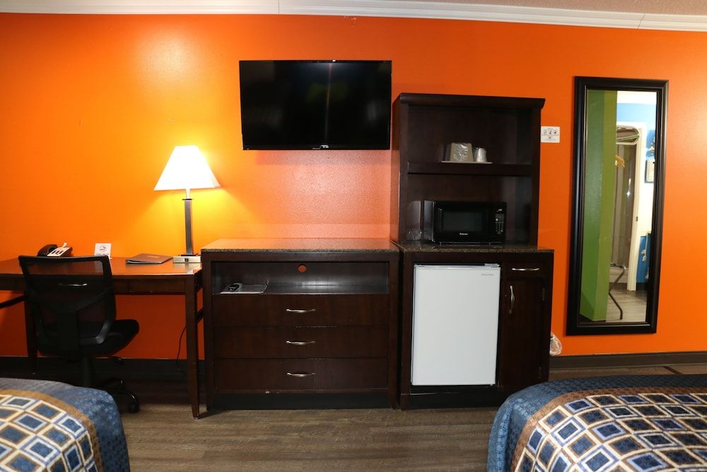 Amber Inn Motel Le Mars Standard three beds 7