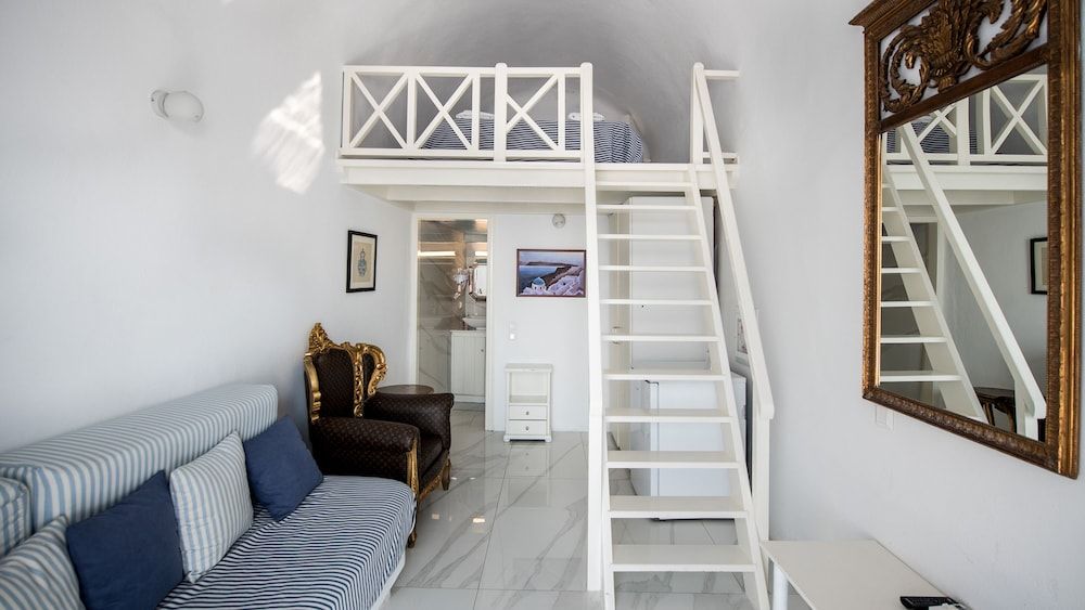 undefined Alexander Villas 4