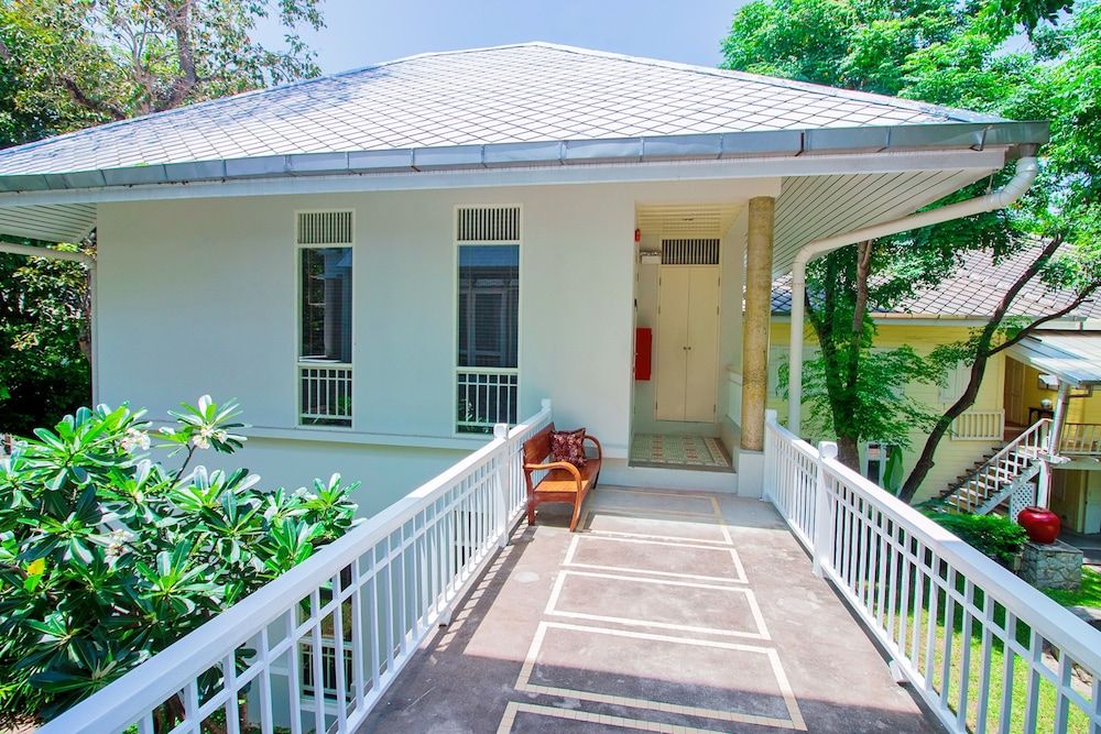 undefined Baan Bayan Beach Hotel 2