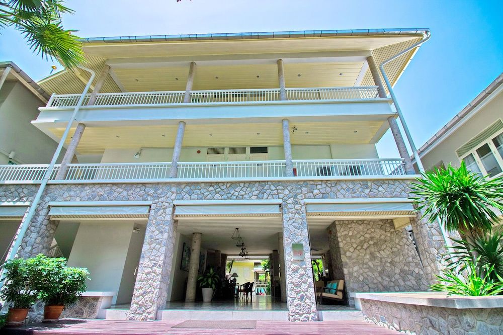 undefined Baan Bayan Beach Hotel 6