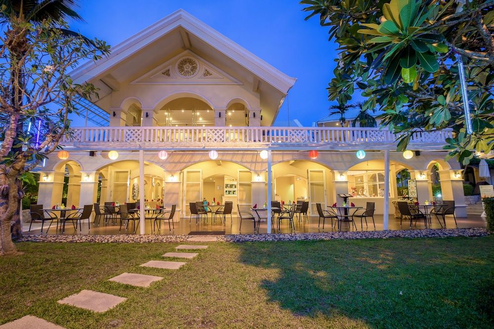 undefined The Front Village 8