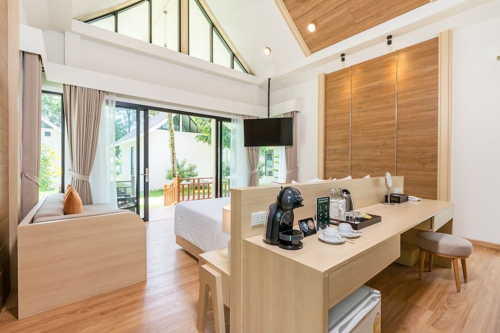 Koh Chang Paradise Resort & Spa Grand Deluxe Villa 7