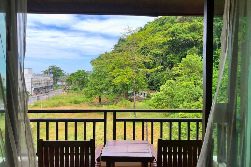 Kacha Resort and Spa Koh Chang Deluxe Room, Hill View (Building) 3