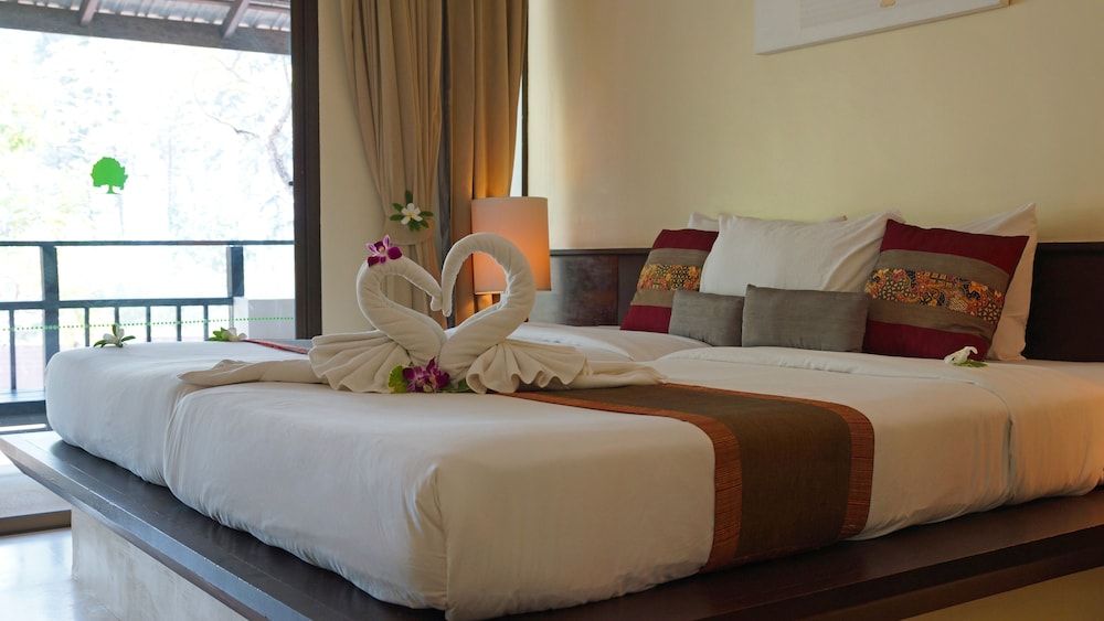 Palm Galleria Resort Deluxe Room