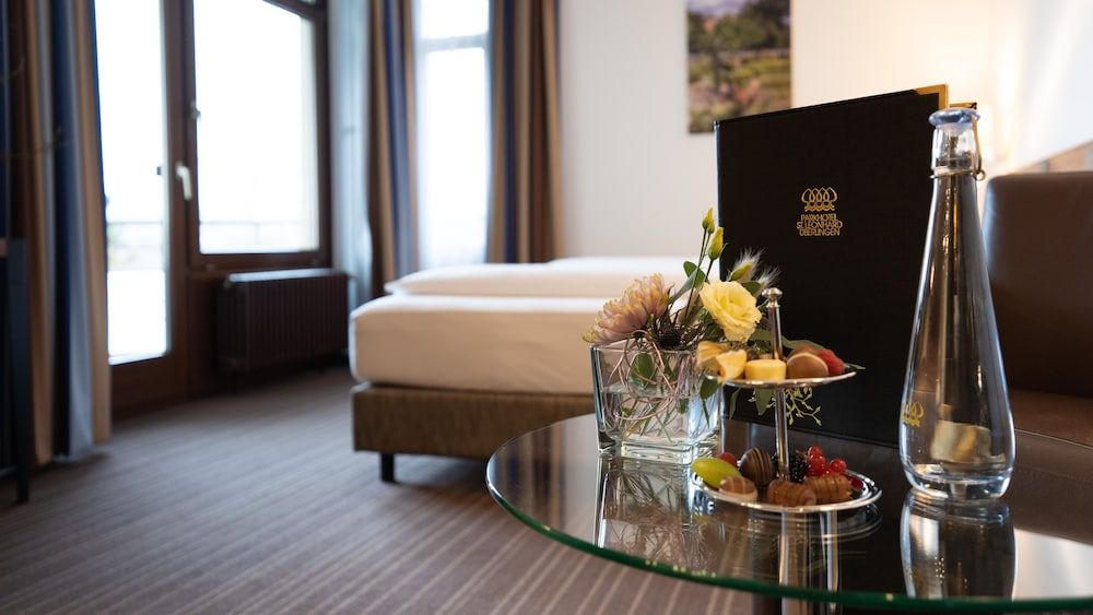 Parkhotel St. Leonhard Double Room, Park View 6