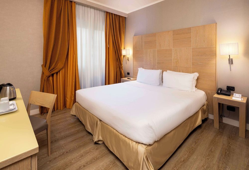 Standard Room, 1 Queen Bed with Sofa bed