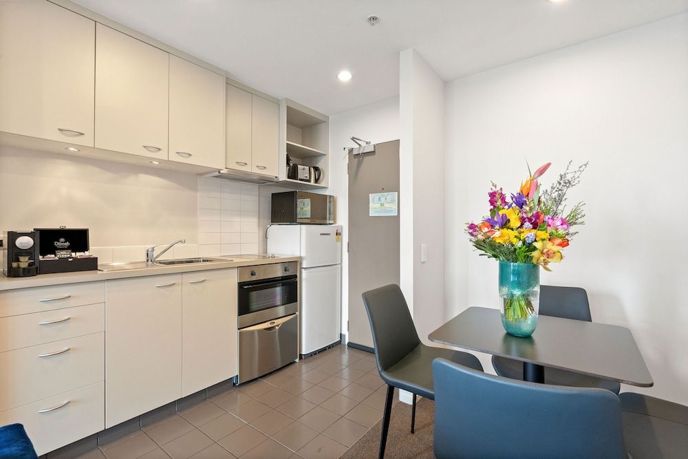 Proximity Apartments Manukau Auckland Airport Apartment, 1 Bedroom, Balcony 9