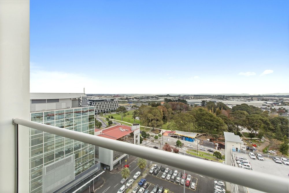 Proximity Apartments Manukau Auckland Airport Apartment, 1 Bedroom, Balcony 12
