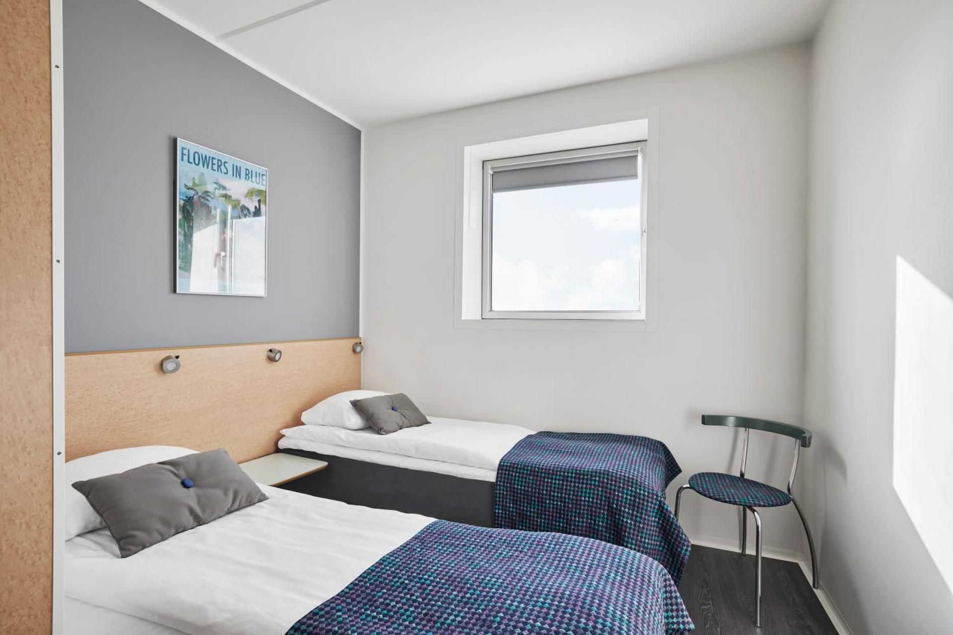 undefined CABINN Metro Hotel