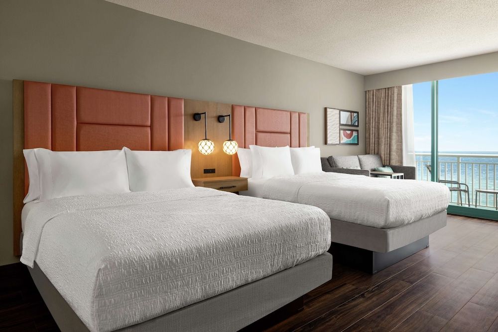 Oceanfront, 2 Queen Beds, Accessible Room, Bathtub, 5th Floor
