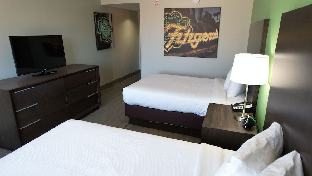Deluxe Room, 2 Double Beds, Non Smoking
