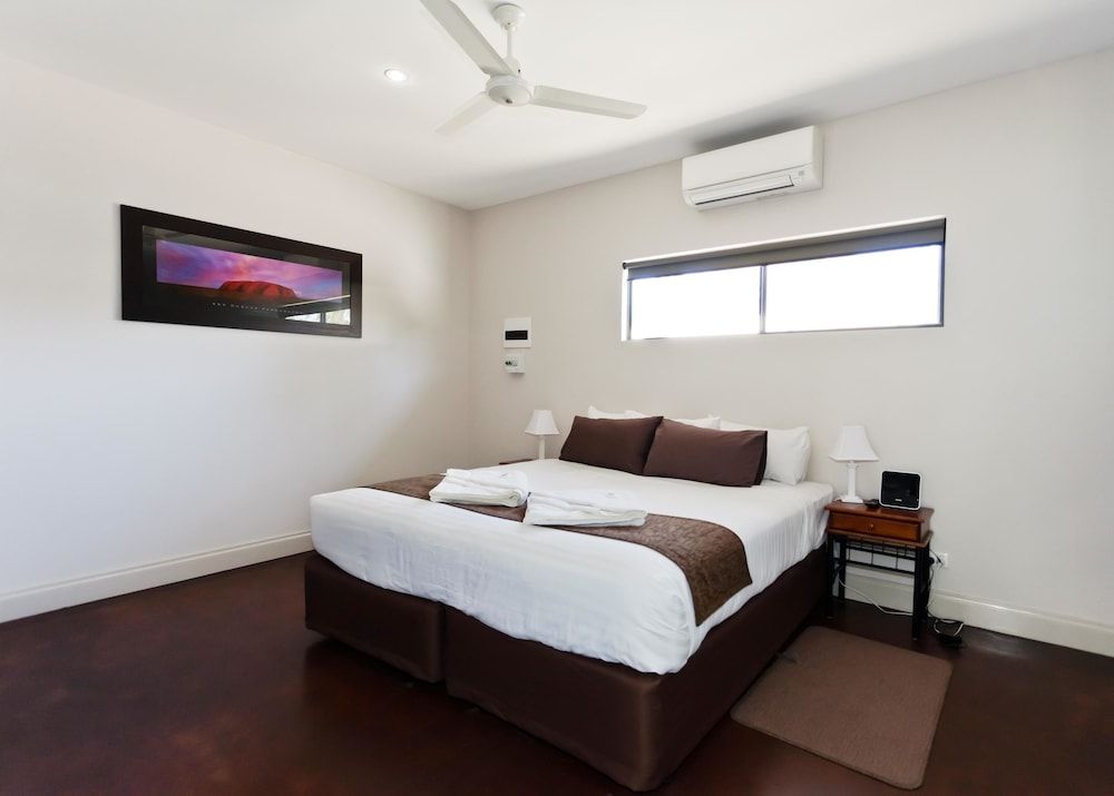 Alice on Todd Apartments One-Bedroom Deluxe Apartment - Pet Friendly on Request 3