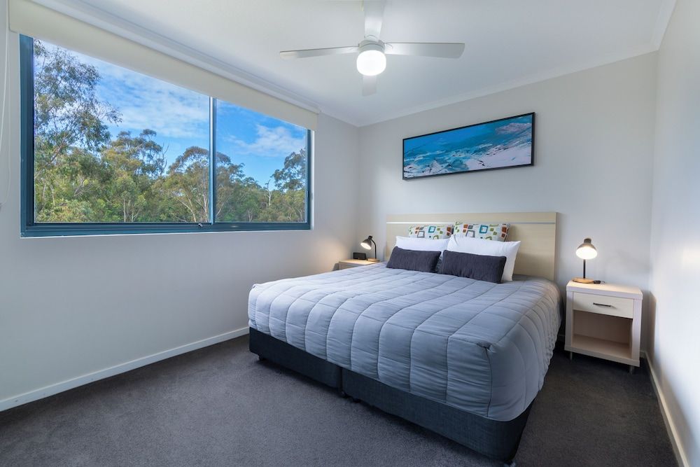 The Landmark Resort Nelson Bay Deluxe Apartment, 2 Bedrooms, Non Smoking, Kitchen 3