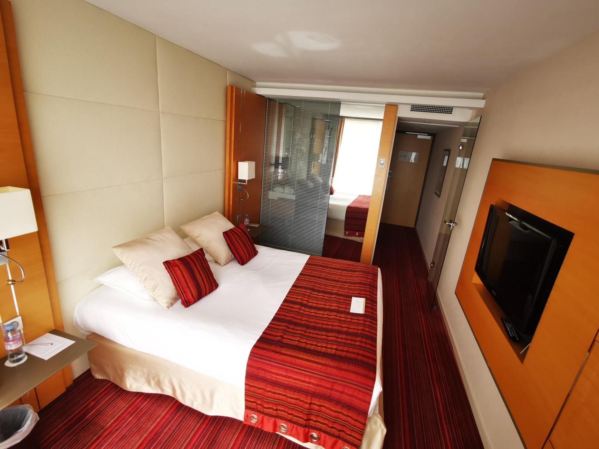 Double Room with Balcony and Sea View