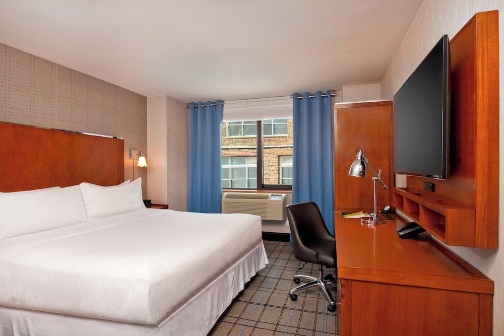 undefined Four Points by Sheraton Midtown-Times Square 5