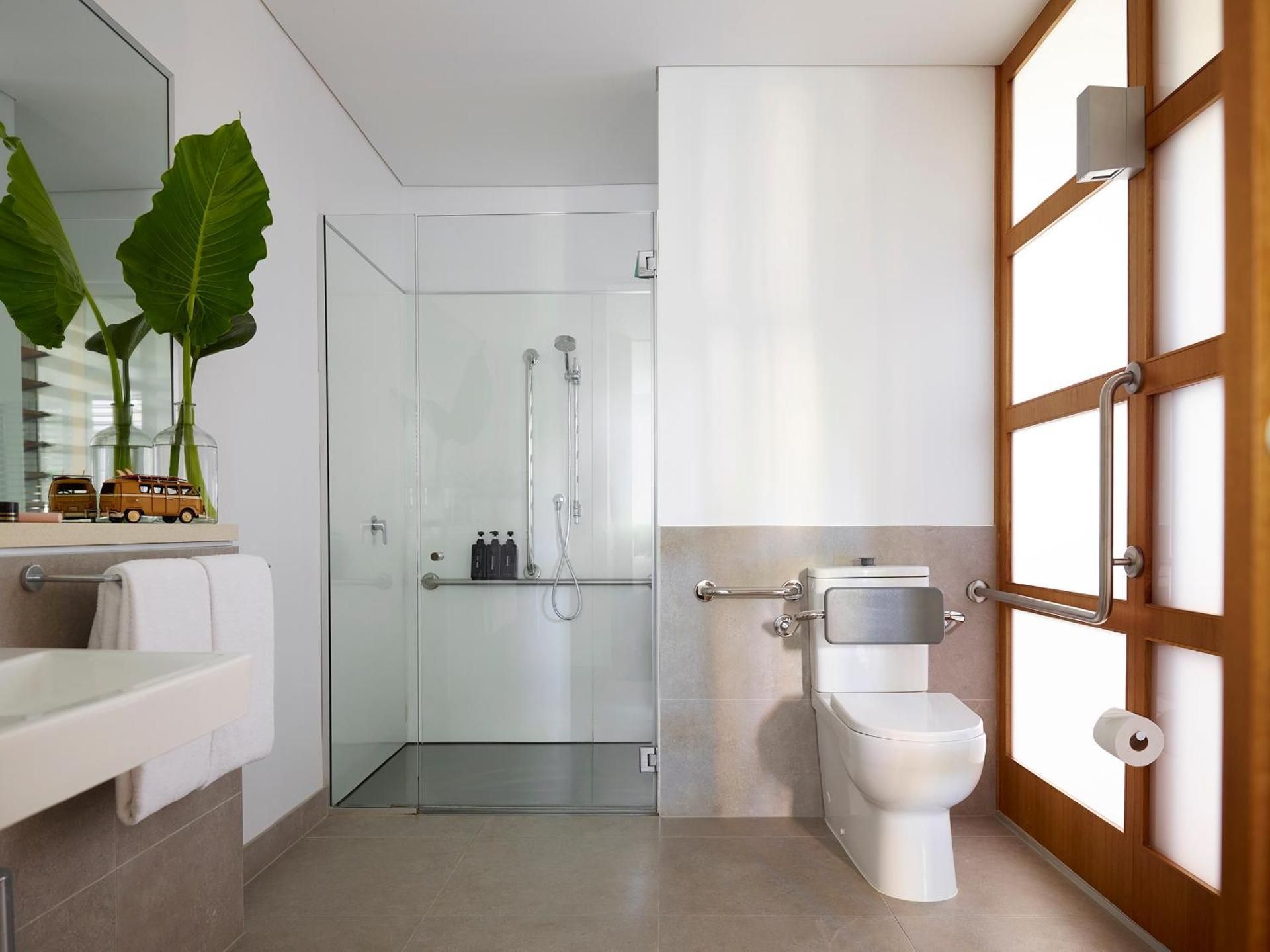 Treetops Family Room