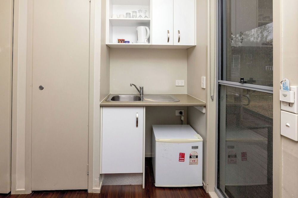 Big4 Sydney Lakeside Holiday Park HOUSE, 2 BUNK BEDS, BUNK BED 4