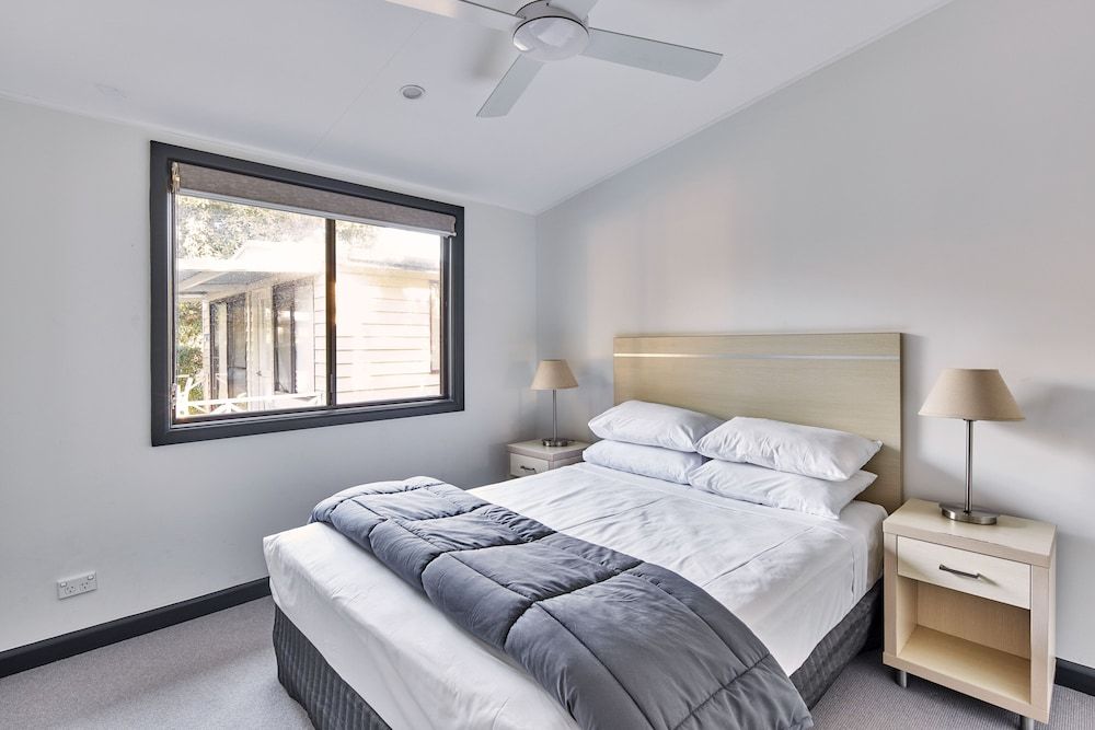 Big4 Sydney Lakeside Holiday Park Narrabeen Cabin 2