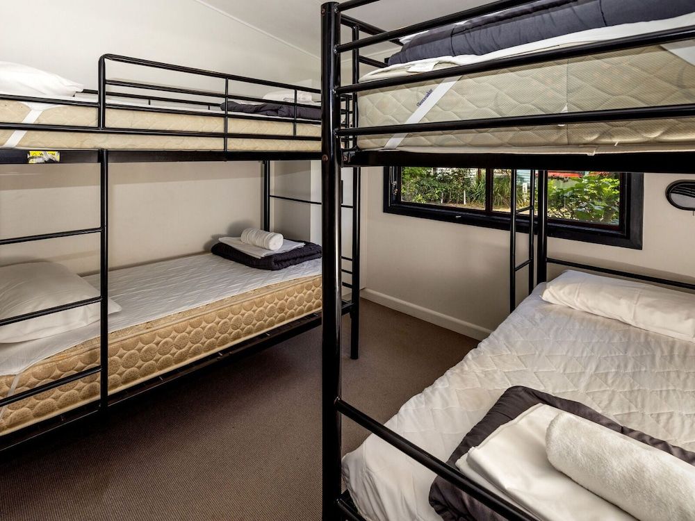 Big4 Sydney Lakeside Holiday Park Narrabeen Cabin