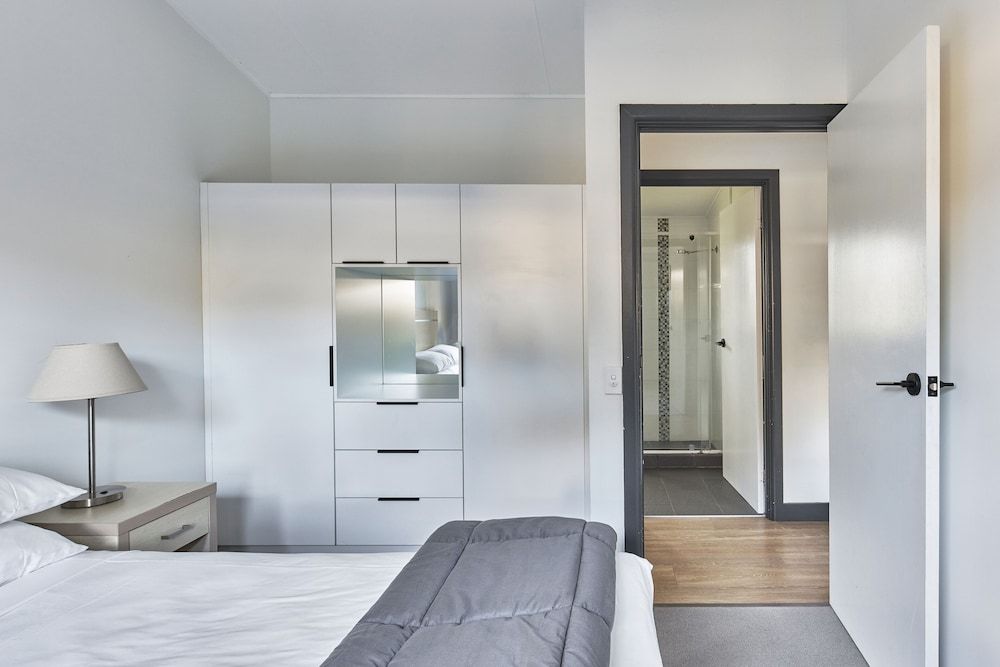 Big4 Sydney Lakeside Holiday Park Narrabeen Cabin 8