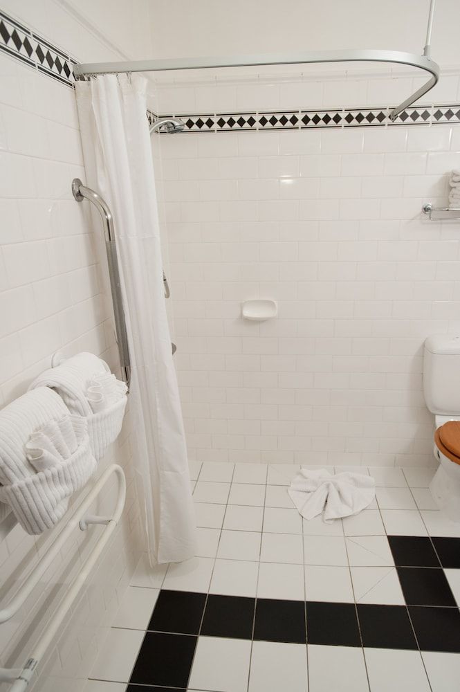 The County Hotel Luxury Double Room, 1 Queen Bed 6