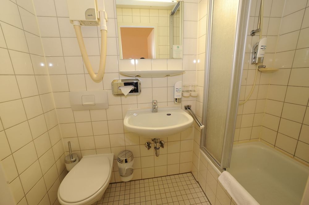 Hotel Europa City Standard Double Room 16