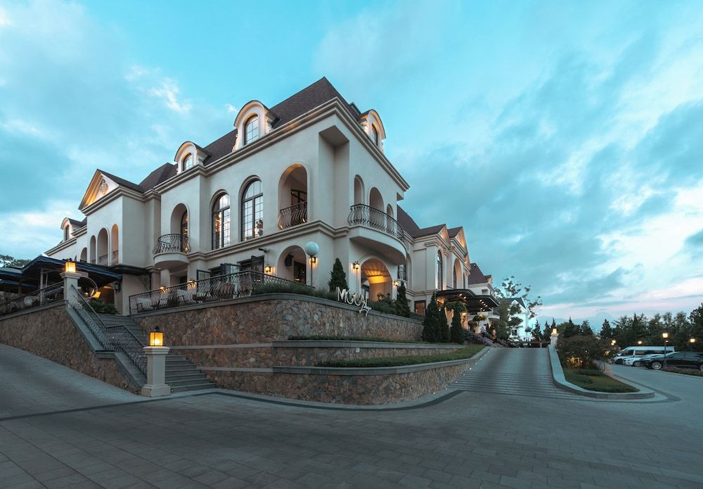 undefined Mercure Dalat Resort 10