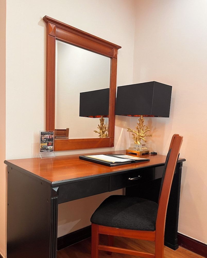 Muong Thanh Luxury Song Han Hotel Deluxe Twin Room, 1 Bedroom, Non Smoking, Bathtub 12