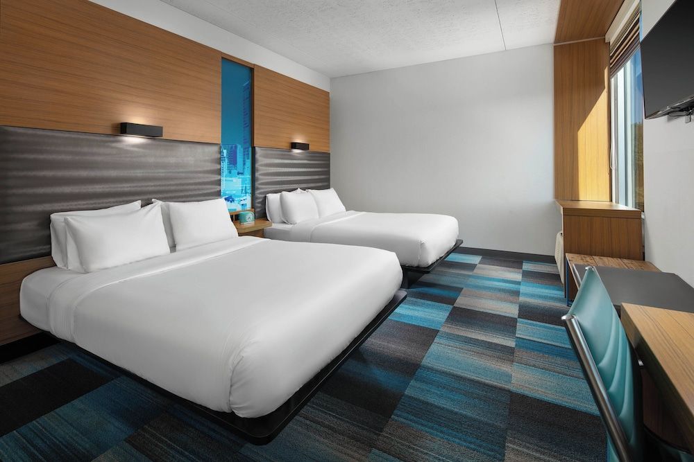 Room, 2 Queen Beds, Non Smoking (Mobility Accessible, Roll-in Shower)