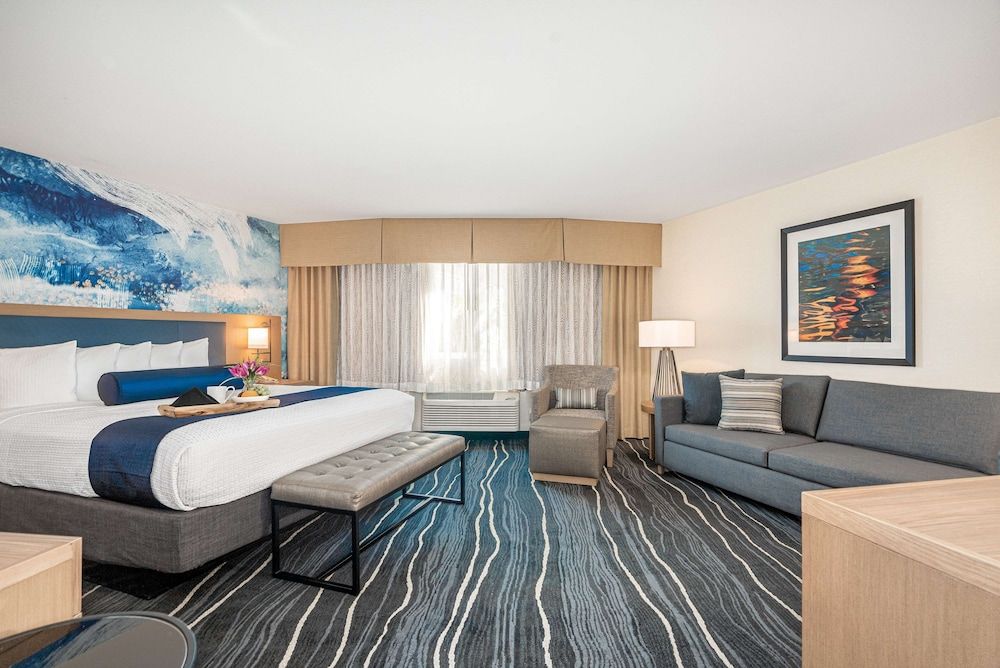 Best Western Plus Marina Gateway Hotel