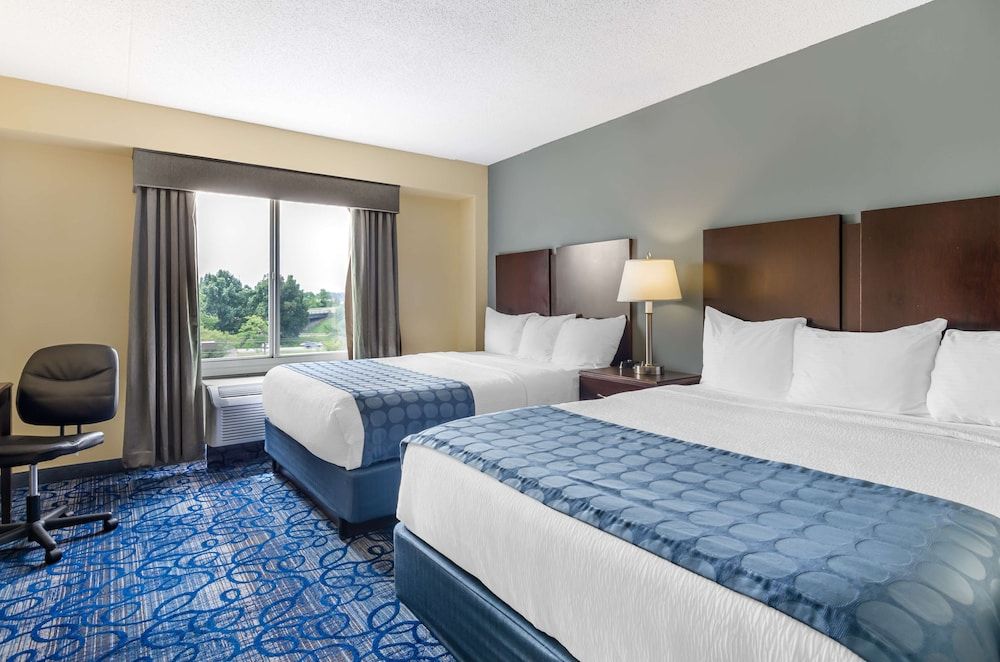 Suite, 2 Queen Beds, Non Smoking, Kitchenette