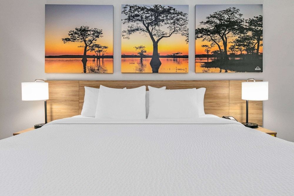 Standard Room, 1 King Bed